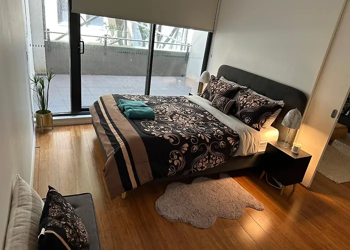 Stylish 1 Bedroom Best Location