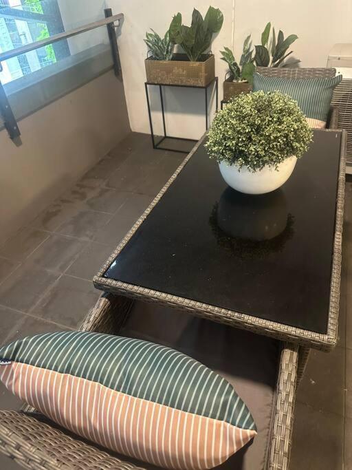 Apartment Stylish 1 Bedroom Location *