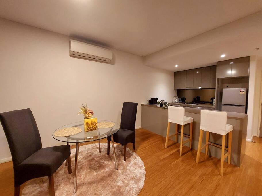 Apartment Stylish 1 Bedroom Location *